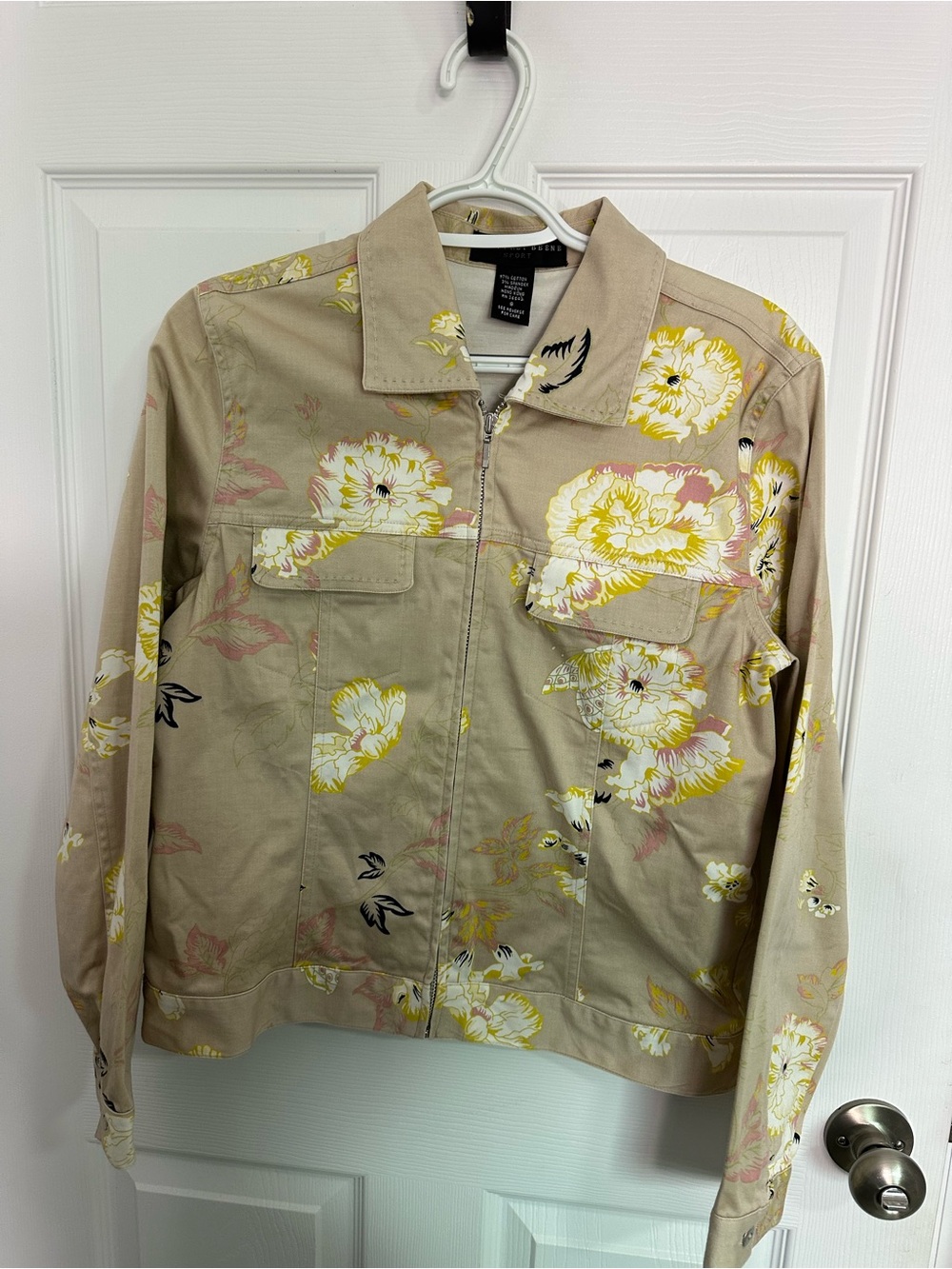 Geoffrey Beene Beige Floral Zip Jacket with Yellow and Pink Accents